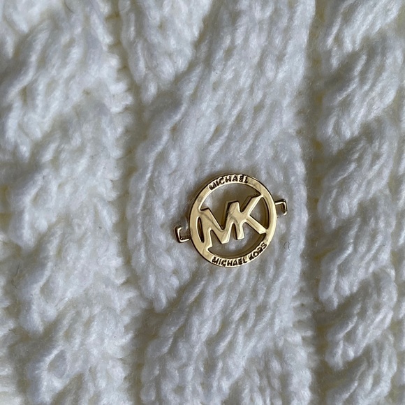 NWT Michael Kors French Chunky Cable Knit Infinity Scarf - Picture 9 of 12